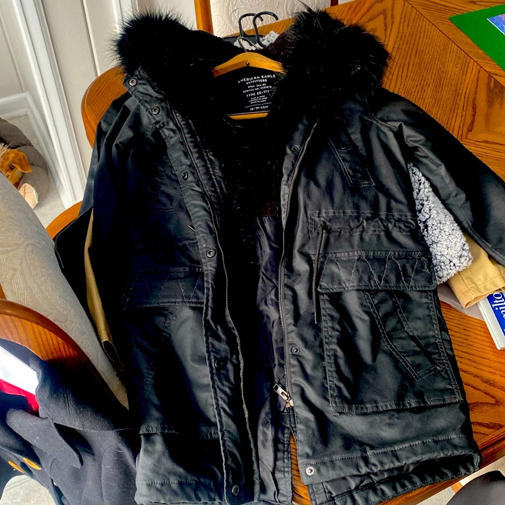 American Eagle women’s winter coat, XS, never worn!